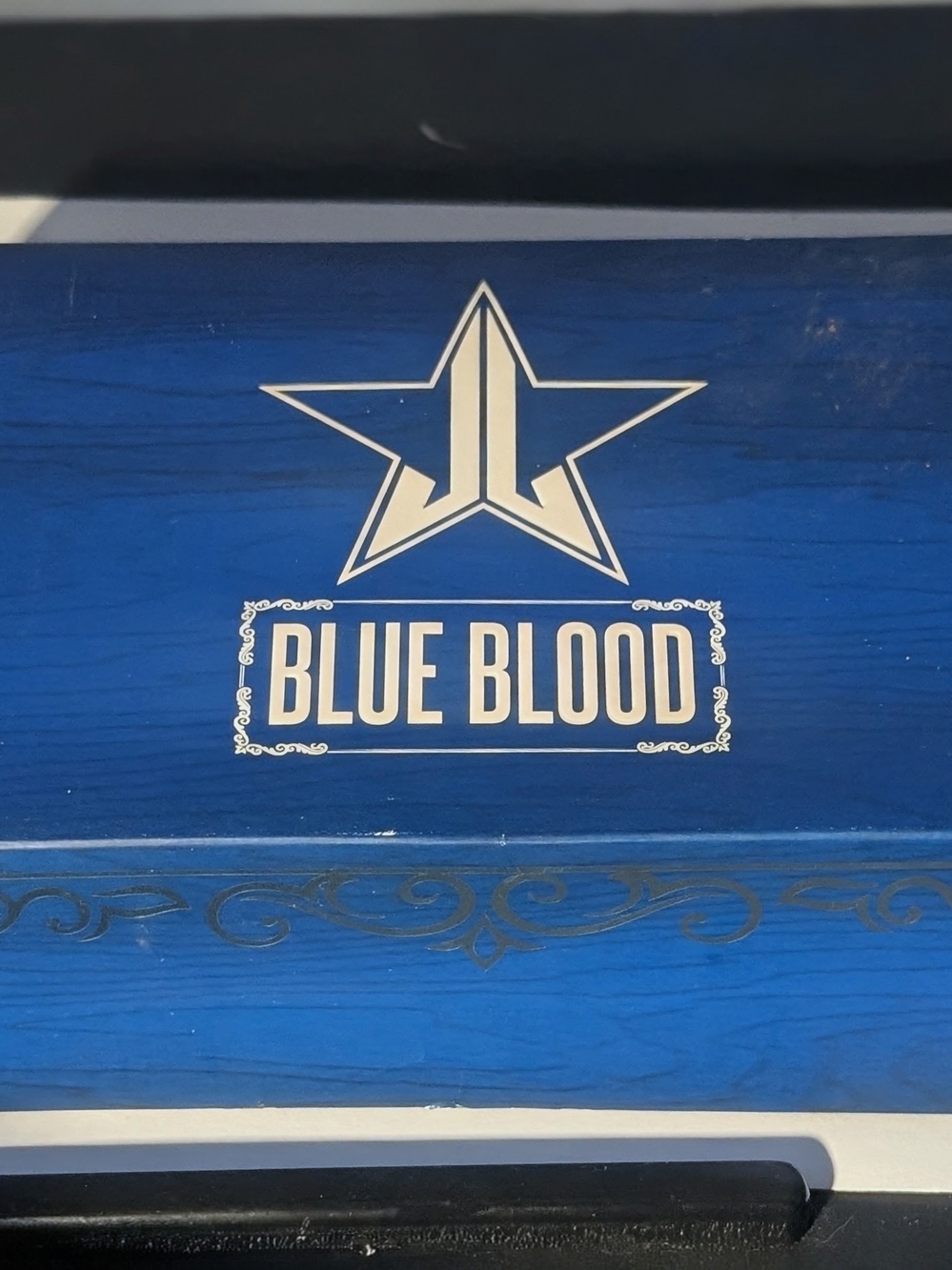 Jeffree Star Blue Blood Palette With Box